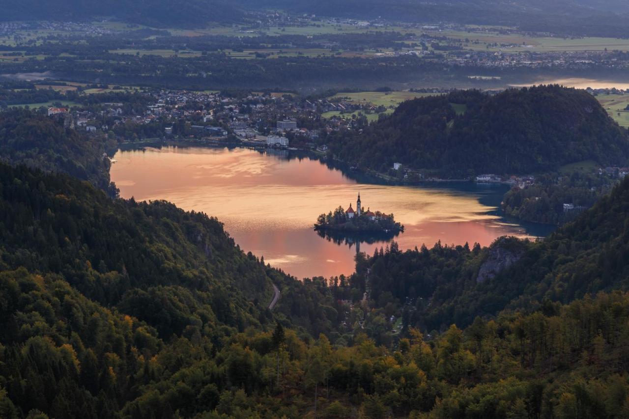 Apartment Mavrica Bled, Quiet Location, With A View Of The Lake Екстер'єр фото