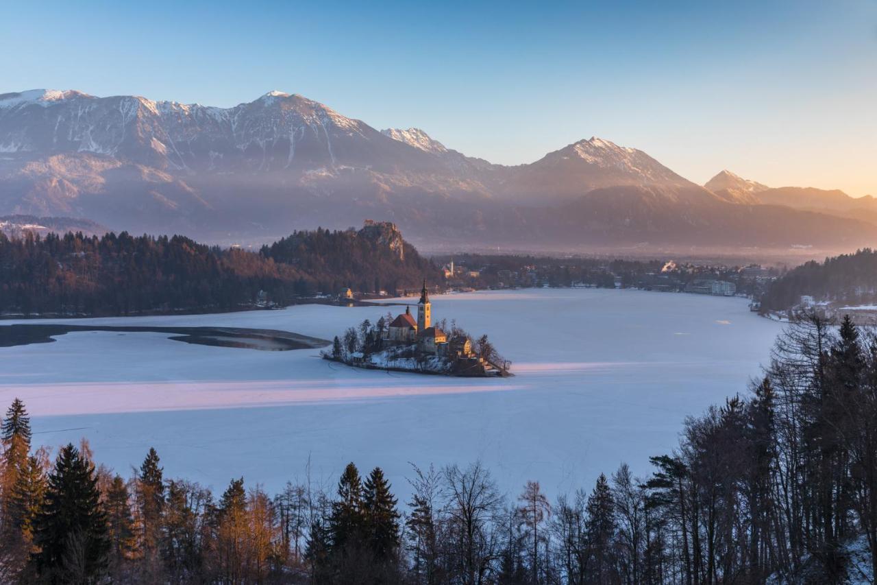 Apartment Mavrica Bled, Quiet Location, With A View Of The Lake Екстер'єр фото